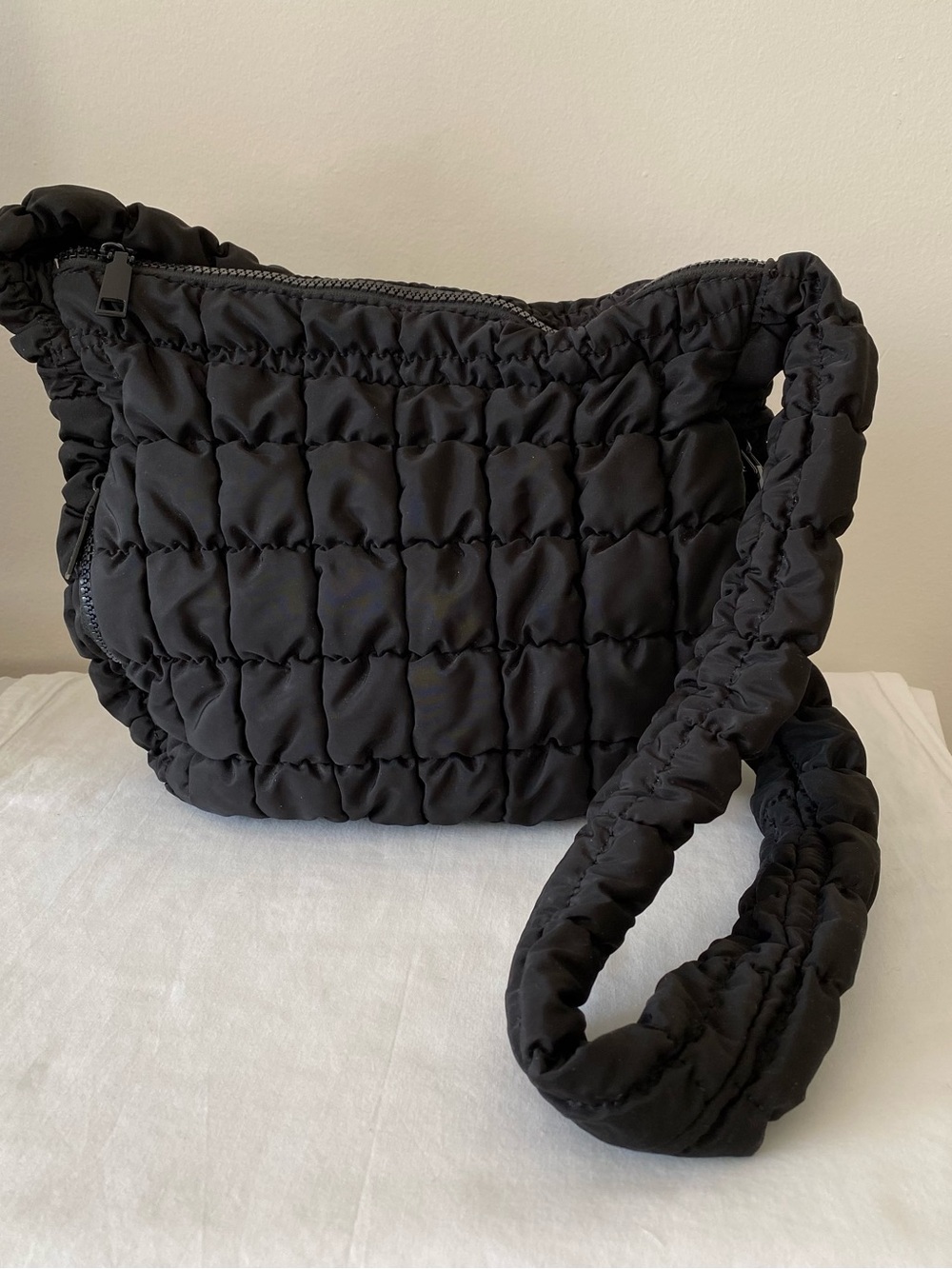 Urban Expressions Black Puffer Shoulderbag